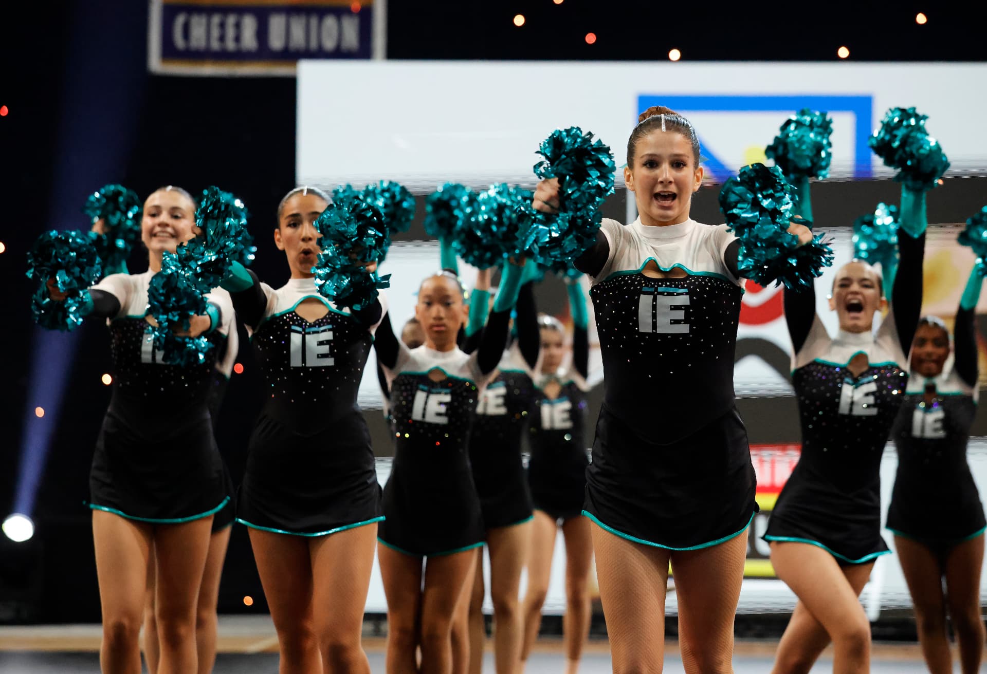 Atlete Intensity Elite in allenamento nella teal house di Parabiago